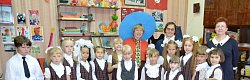 Праздник круглый год (для детей 1-4 классов с родителями)